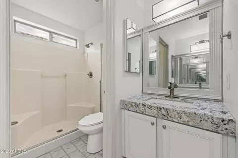 Bath - 742 N Harmony Ave, Gilbert, AZ 85234 photo 2 of 3