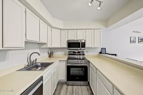 Kitchen - 2121 S Pennington -- #8, Mesa, AZ 85202 photo 1 of 4