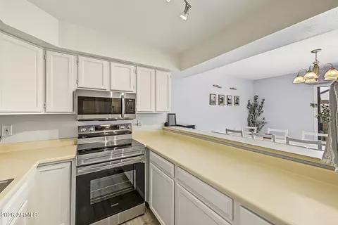 Kitchen - 2121 S Pennington -- #8, Mesa, AZ 85202 photo 4 of 4