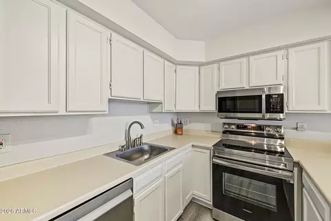 Kitchen - 2121 S Pennington -- #8, Mesa, AZ 85202 photo 2 of 4