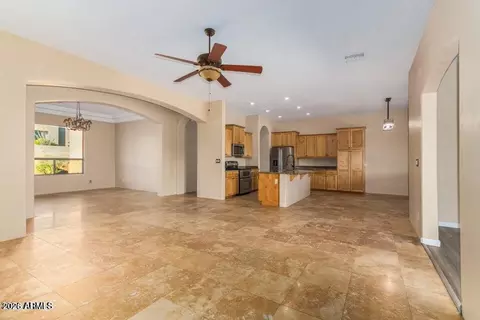 48012 N 16th Ln, New River, AZ 85087