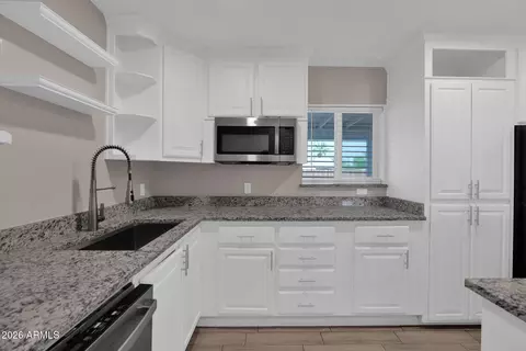 Kitchen - 2021 E 10th St, Tempe, AZ 85281 photo 3 of 4