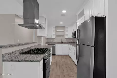 Kitchen - 2021 E 10th St, Tempe, AZ 85281 photo 2 of 4
