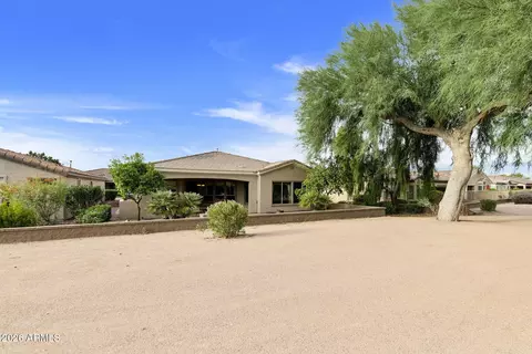 Exterior - 4228 E Carob Dr, Gilbert, AZ 85298 photo 5 of 11
