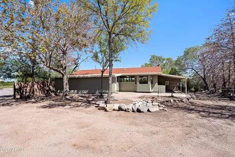 Exterior - 4898 E Miller Canyon Rd, Hereford, AZ 85615 photo 8 of 14