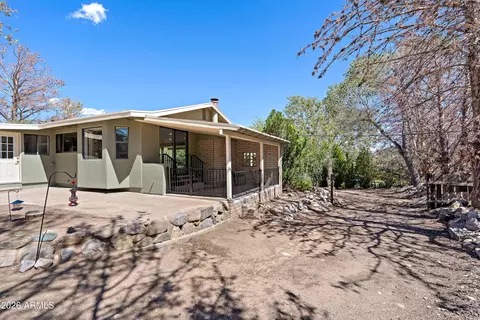Exterior - 4898 E Miller Canyon Rd, Hereford, AZ 85615 photo 7 of 14