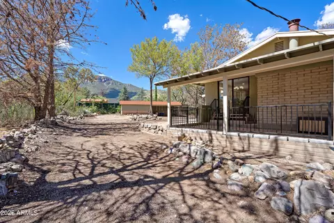 Exterior - 4898 E Miller Canyon Rd, Hereford, AZ 85615 photo 6 of 14