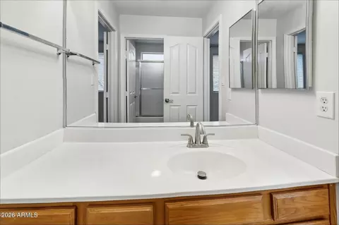 Bath - 714 E Mountain Sky Ave, Phoenix, AZ 85048 photo 4 of 7