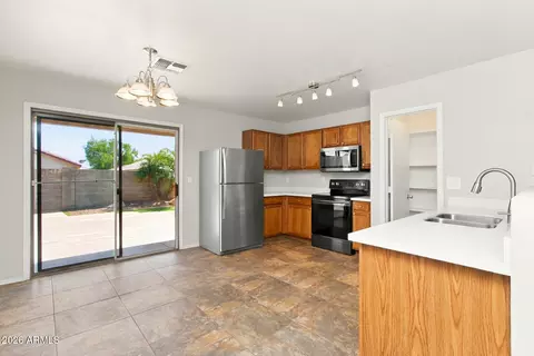 Kitchen - 11231 E Quarry Ave, Mesa, AZ 85212 photo 1 of 2