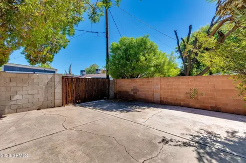 Exterior - 6137 N 16th Dr, Phoenix, AZ 85015 photo 8 of 10