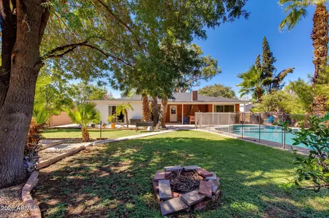 Exterior - 6137 N 16th Dr, Phoenix, AZ 85015 photo 7 of 10