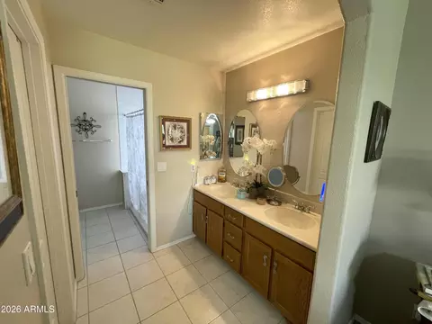 Bath - 2661 E Nance St, Mesa, AZ 85213 photo 2 of 5