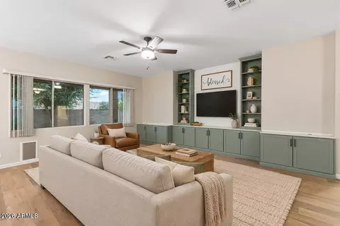 13611 W Tara Ln, Surprise, AZ 85374