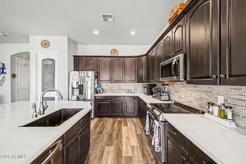 Kitchen - 968 E Mary Ln, Gilbert, AZ 85295 photo 2 of 4