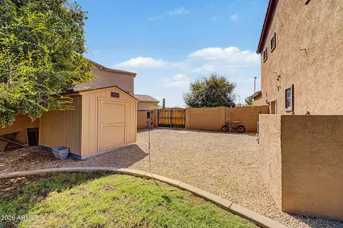 Exterior - 968 E Mary Ln, Gilbert, AZ 85295 photo 6 of 8