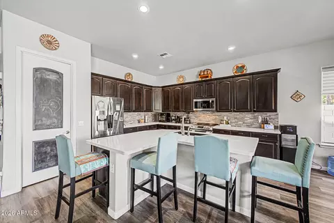 Kitchen - 968 E Mary Ln, Gilbert, AZ 85295 photo 4 of 4
