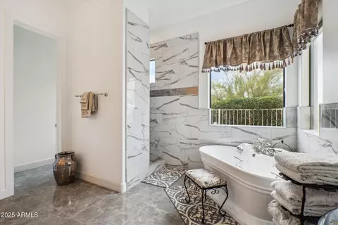 Bath - 619 N Sun Rd, Apache Junction, AZ 85119 photo 5 of 8