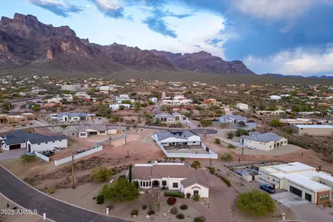View/Area - 619 N Sun Rd, Apache Junction, AZ 85119 photo 4 of 7