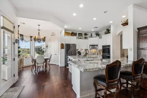 Kitchen - 619 N Sun Rd, Apache Junction, AZ 85119 photo 3 of 6