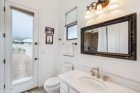Bath - 619 N Sun Rd, Apache Junction, AZ 85119 photo 2 of 8