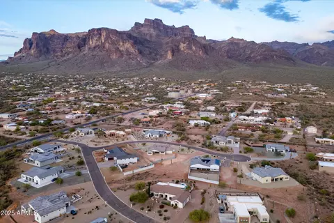 View/Area - 619 N Sun Rd, Apache Junction, AZ 85119 photo 2 of 7