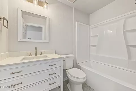 Bath - 1920 E 18th Ave, Apache Junction, AZ 85119 photo 2 of 3