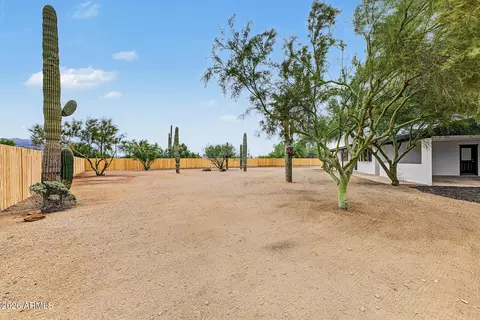 Exterior - 1920 E 18th Ave, Apache Junction, AZ 85119 photo 6 of 13