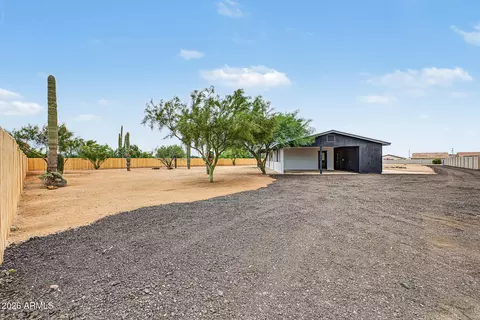 Exterior - 1920 E 18th Ave, Apache Junction, AZ 85119 photo 5 of 13