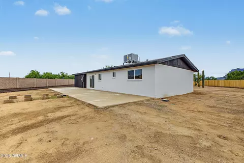 Exterior - 1920 E 18th Ave, Apache Junction, AZ 85119 photo 12 of 13