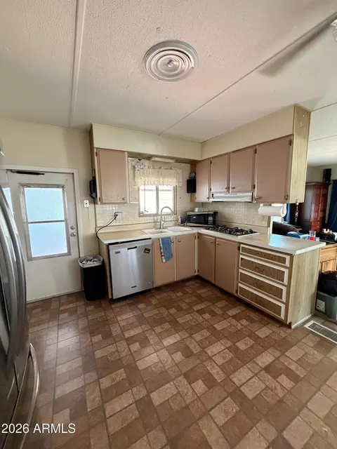 10220 E Apache Trl #56, Apache Junction, AZ 85120 photo 2