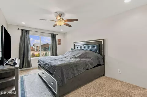 Bedroom - 2916 W Meadow Dr, Phoenix, AZ 85053 photo 2 of 3