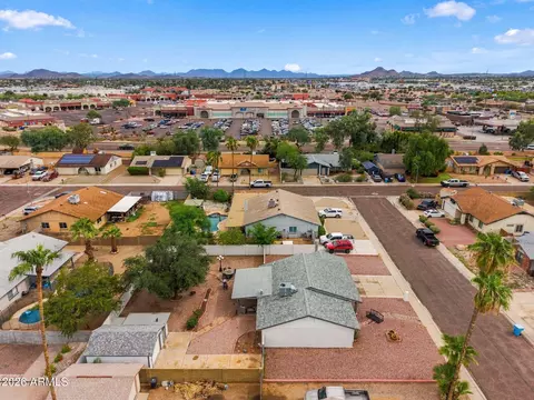 View/Area - 2916 W Meadow Dr, Phoenix, AZ 85053 photo 1 of 5