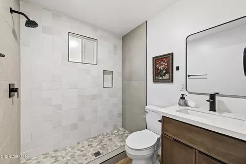 Bath - 3645 E Arcadia Ave, Mesa, AZ 85206 photo 1 of 4