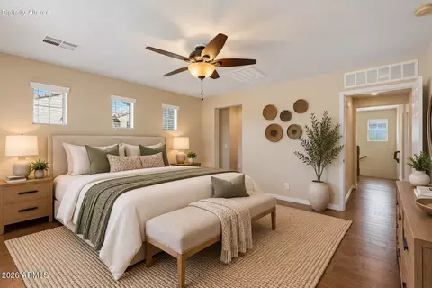Bedroom - 3653 E Zachary Dr, Phoenix, AZ 85050 photo 2 of 3