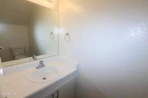 Bath - 15843 N 26th Ave, Phoenix, AZ 85023 photo 1 of 4