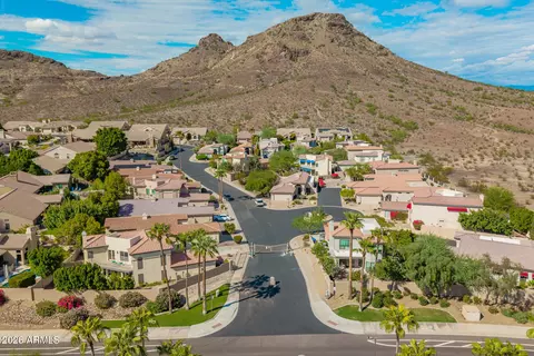 View/Area - 1534 E Winged Foot Rd, Phoenix, AZ 85022 photo 6 of 13