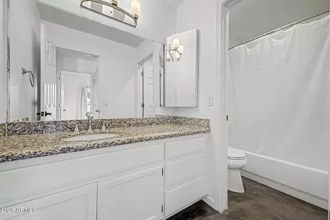 Bath - 1534 E Winged Foot Rd, Phoenix, AZ 85022 photo 1 of 3