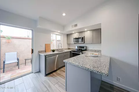 Kitchen - 1320 E Bethany Home Rd #62, Phoenix, AZ 85014 photo 1 of 6