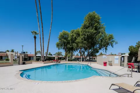 Exterior - 1320 E Bethany Home Rd #62, Phoenix, AZ 85014 photo 6 of 6