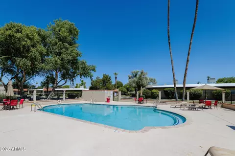 Exterior - 1320 E Bethany Home Rd #62, Phoenix, AZ 85014 photo 5 of 6