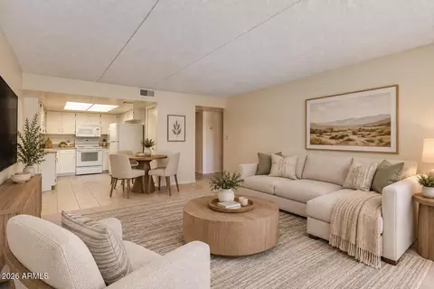 7960 E Camelback Rd #204, Scottsdale, AZ 85251
