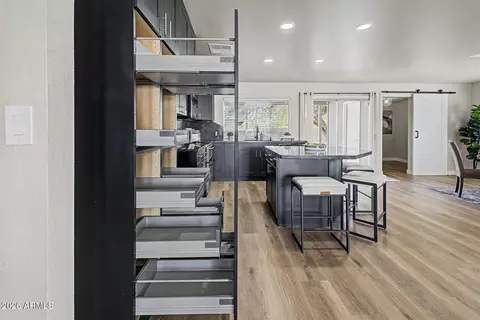Kitchen - 2015 E Vista Dr, Phoenix, AZ 85022 photo 4 of 4