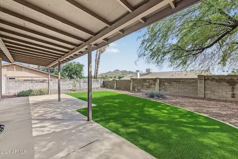 Exterior - 2015 E Vista Dr, Phoenix, AZ 85022 photo 2 of 6