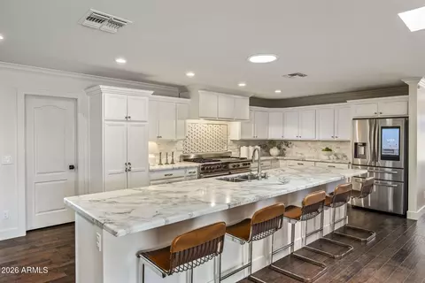 Kitchen - 4713 E Calle Redonda --, Phoenix, AZ 85018 photo 2 of 3