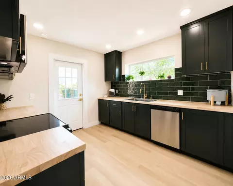 Kitchen - 455 W Roosevelt Ave, Coolidge, AZ 85128 photo 2 of 2