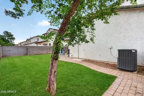 Exterior - 3634 E Sundance Ave E, Gilbert, AZ 85297 photo 9 of 13