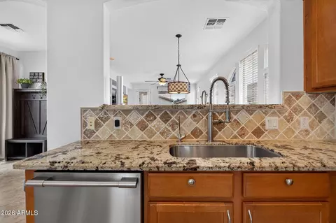 Kitchen - 3634 E Sundance Ave E, Gilbert, AZ 85297 photo 3 of 4