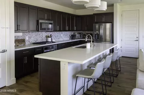 21374 E Kingbird Dr, Queen Creek, AZ 85142