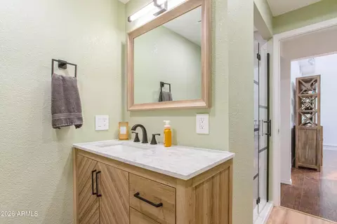 Bath - 2990 E Carr Canyon Rd, Hereford, AZ 85615 photo 1 of 5