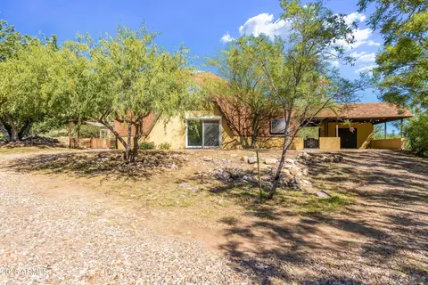 Exterior - 2990 E Carr Canyon Rd, Hereford, AZ 85615 photo 5 of 7